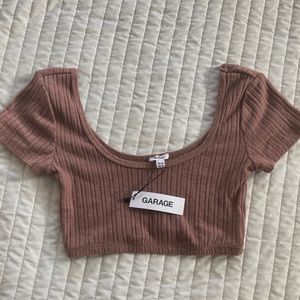 Garage scoop neck cropped shirt size x-small